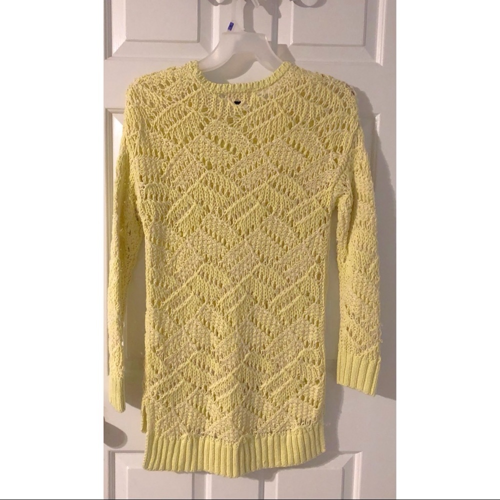 Universal Thread Open Stitch Yellow Tunic Sweater,
Size Large - Picture 6 of 6